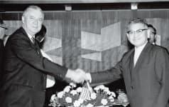 Aisin-Warner berdiri (JV dengan Borg-Warner, fokus AT).