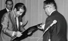 Perusahaan Jepang pertama meraih 4 penghargaan mutu.